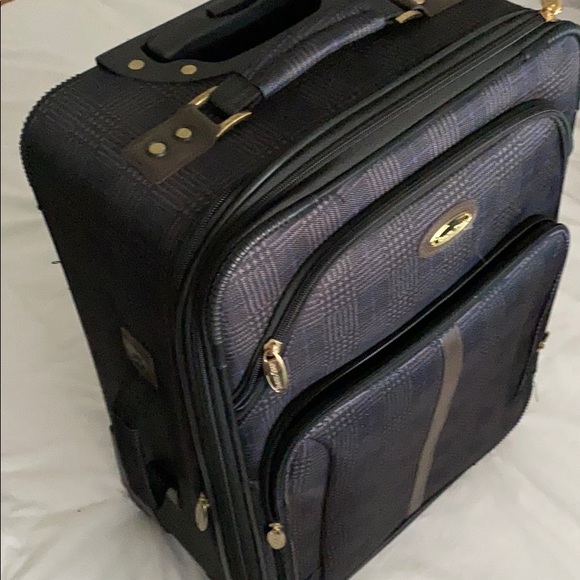 Carryon suitcase- blue and brown - Picture 2 of 7